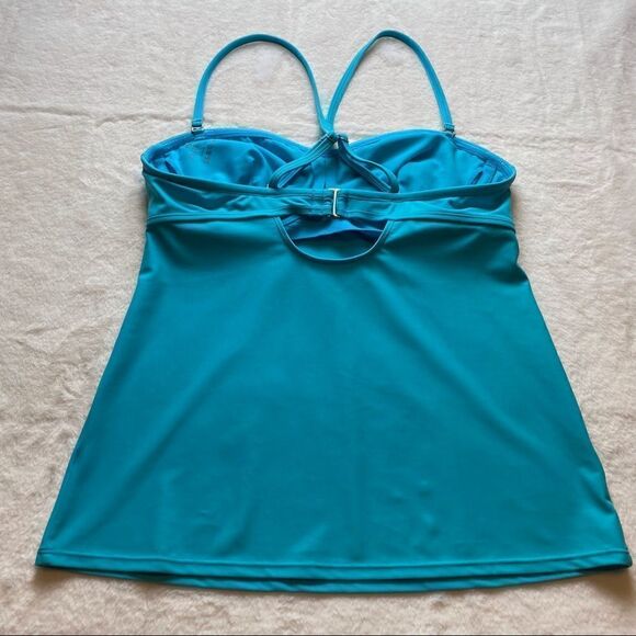 Athleta Light Blue Tankini Top Size 36 B/C - Picture 2 of 9